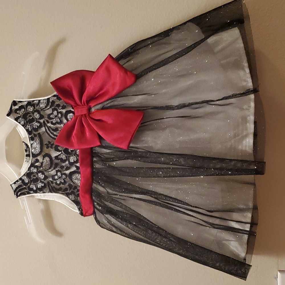 Black lace dress